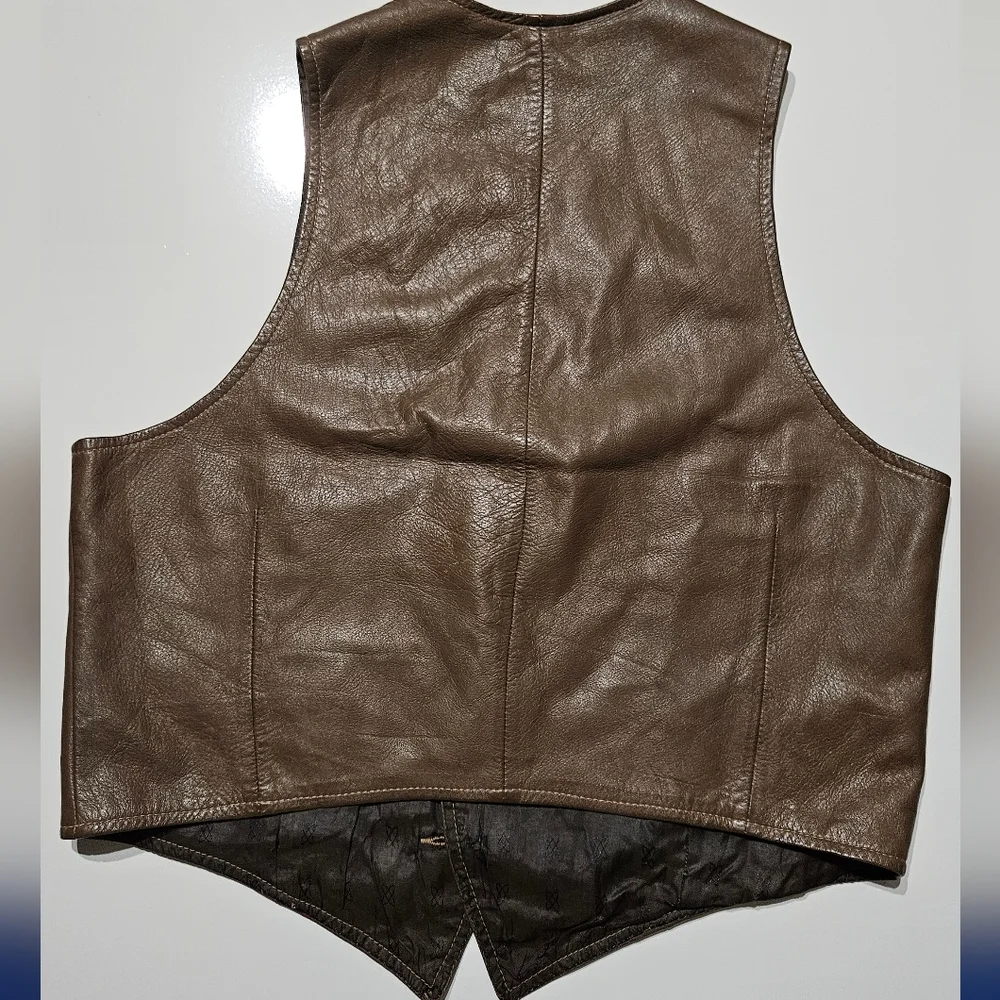Vintage-Inspired Brown Leather Vest with Button Front